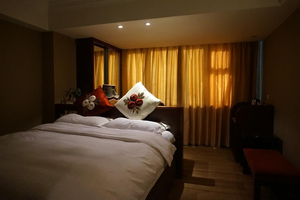 Bremen Holiday Hotel Harbin Exterior foto