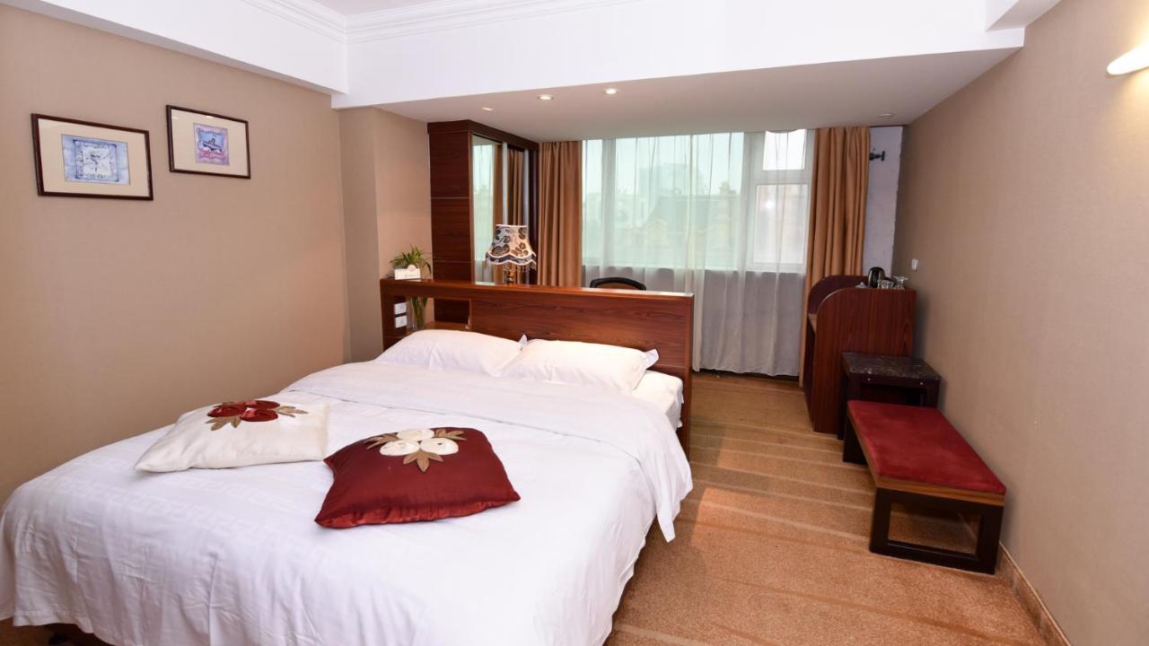 Bremen Holiday Hotel Harbin Exterior foto
